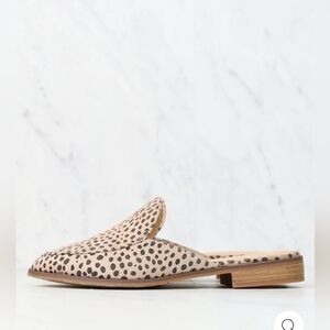 CL by Chinese Laundry - Freshest Animal Print Pointy Toe Mule